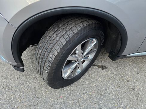 Used 2015 Dodge Durango Limited image 25