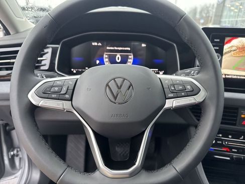 New 2026 Volkswagen Jetta SE FWD image 18