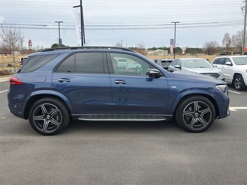 Used 2025 Mercedes-Benz GLE 450e 4MATIC image 8