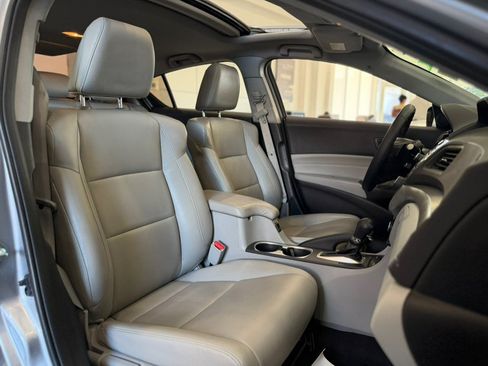 Used 2018 Acura ILX FWD image 15