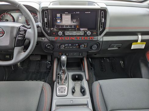 New 2026 Nissan Frontier PRO-4X w/ Pro-4x Convenience Package AWD/4WD image 16