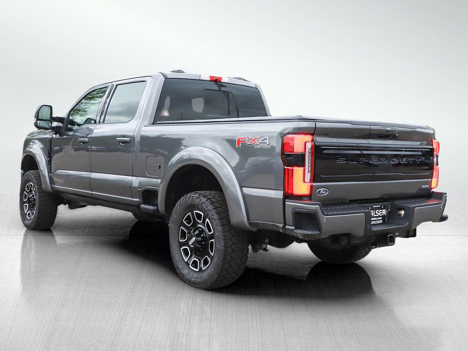 Used 2026 Ford F250 Platinum AWD/4WD image 3