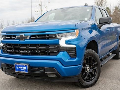 Used 2022 Chevrolet Silverado 1500 RST AWD/4WD image 1