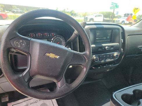 Used 2017 Chevrolet Silverado 2500 W/T RWD image 9