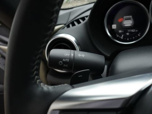 Used 2023 MAZDA MX-5 Miata Grand Touring RWD image 23