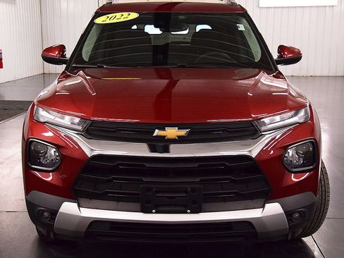 Used 2022 Chevrolet TrailBlazer LT w/ Convenience Package image 2
