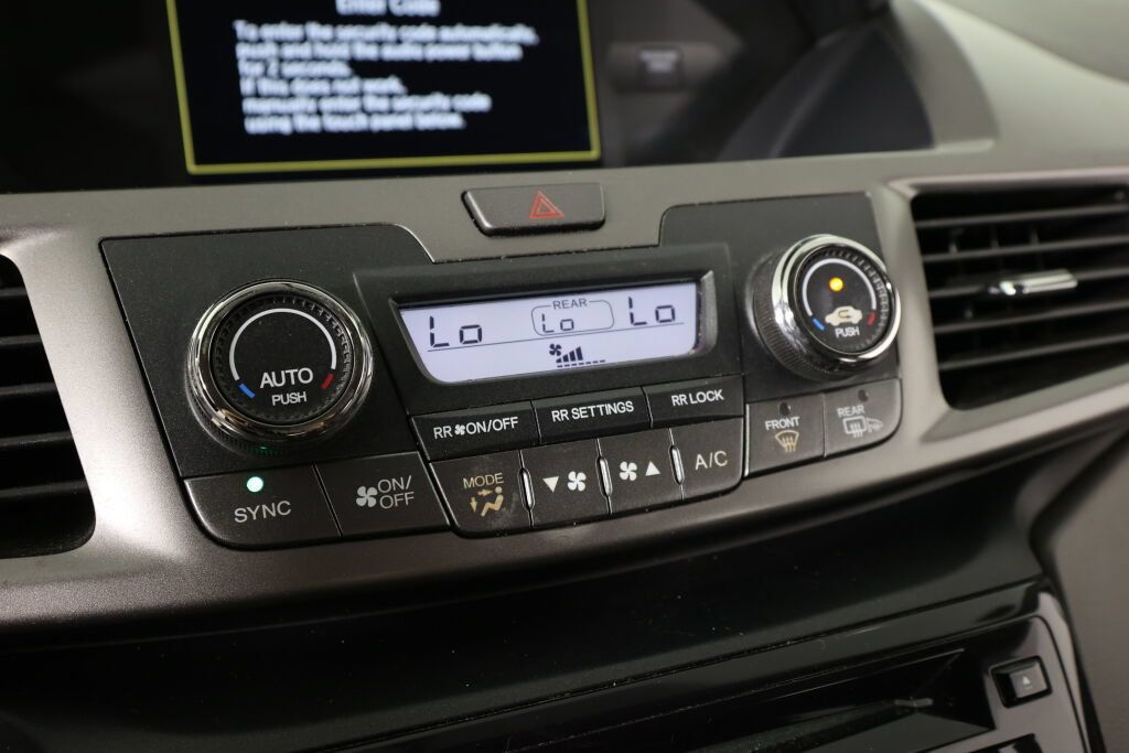 Used 2015 Honda Odyssey EX image 32