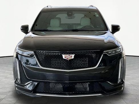 Used 2024 Cadillac XT6 Sport w/ Technology Package AWD/4WD image 2