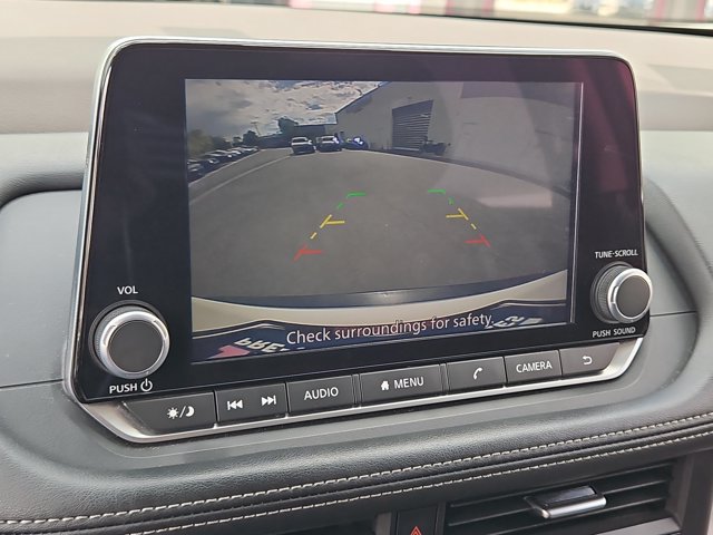 Used 2023 Nissan Rogue SV FWD image 13