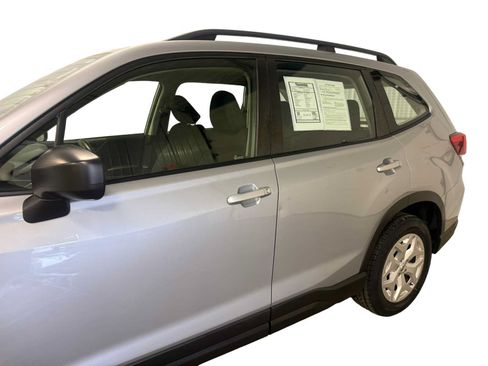 Used 2019 Subaru Forester w/ Alloy Wheel Package AWD/4WD image 7