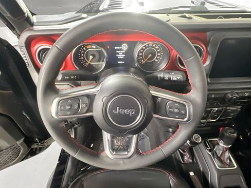 Used 2023 Jeep Wrangler Unlimited Rubicon w/ LED Lighting Group AWD/4WD image 11