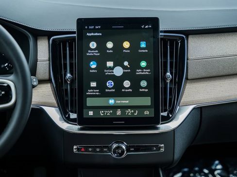 New 2026 Volvo XC90 B6 Plus w/ Protection Package Premier image 20