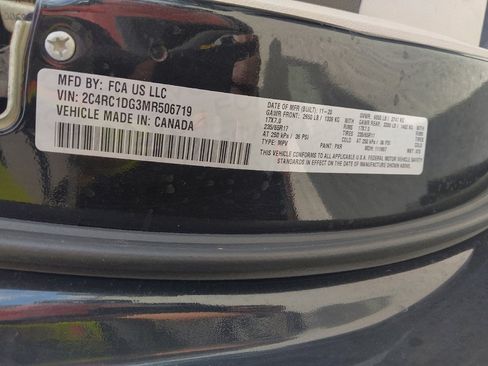 Used 2021 Chrysler Voyager Lxi FWD image 33