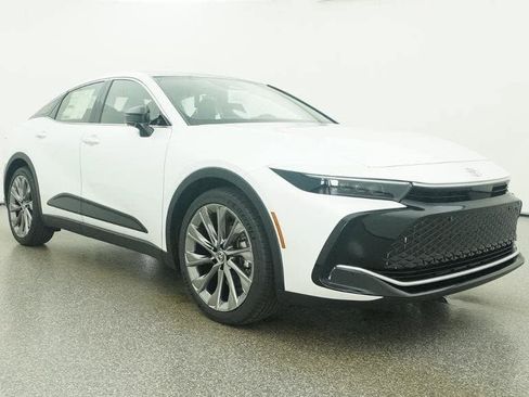 New 2026 Toyota Crown w/ Advanced Technology Package AWD/4WD image 29