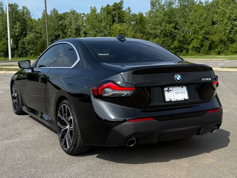 Used 2022 BMW 230i Coupe w/ Premium Package 2 RWD image 4