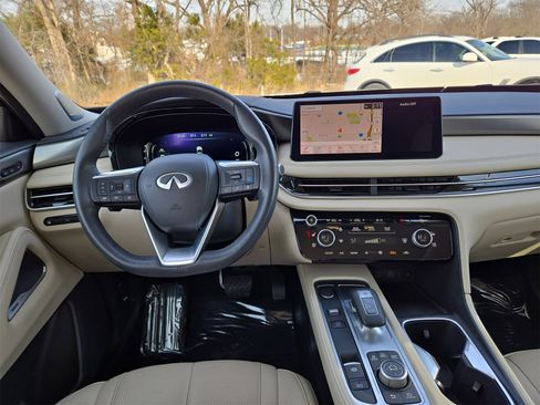 Certified 2024 INFINITI QX60 Luxe w/ Vision Package image 13