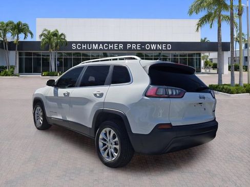 Used 2019 Jeep Cherokee Latitude w/ Popular Appearance Group FWD image 5