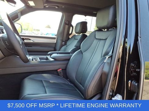 New 2026 Jeep Grand Wagoneer Limited AWD/4WD image 12