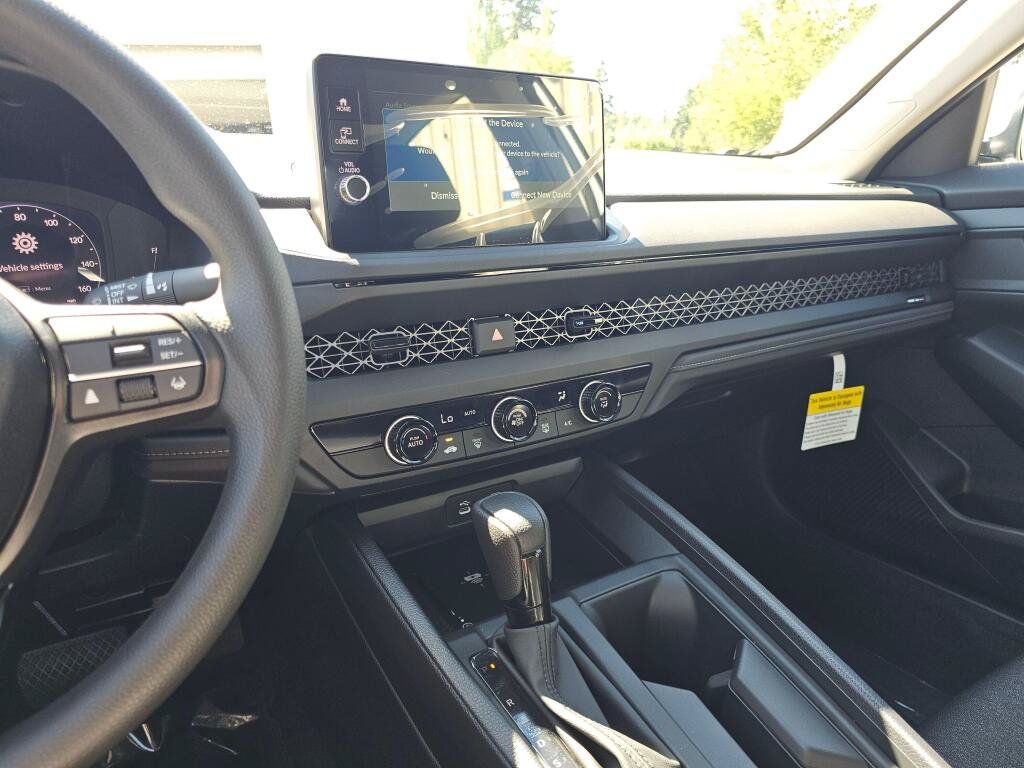 New 2026 Honda Accord LX image 31