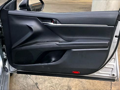 Used 2023 Toyota Camry SE FWD image 26