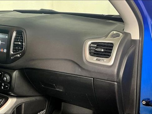 Used 2019 Jeep Compass Latitude w/ Popular Equipment Group image 15