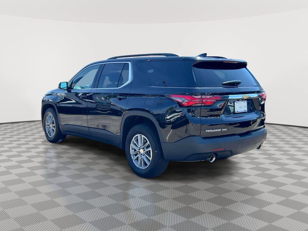 Used 2023 Chevrolet Traverse LT AWD/4WD image 7