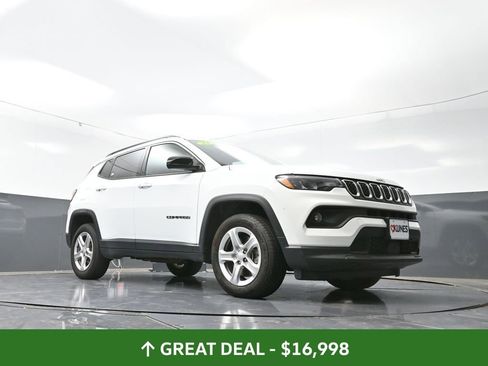 Used 2023 Jeep Compass Latitude image 53
