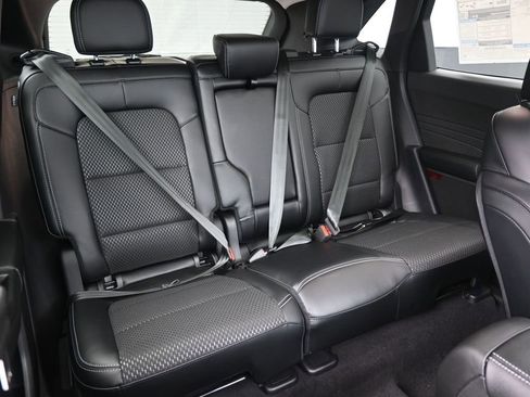 New 2024 Ford Escape SE FWD image 12