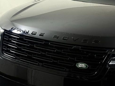 New 2026 Land Rover Range Rover Velar Dynamic SE image 14