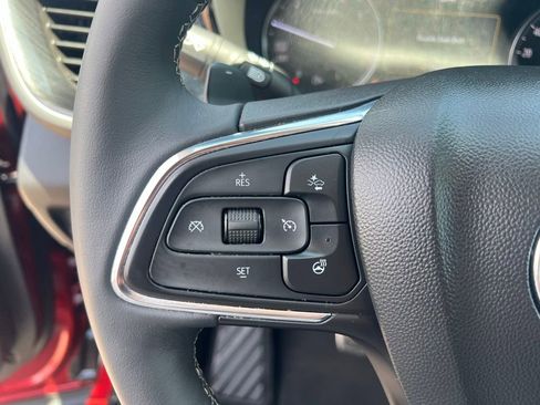 Used 2023 Buick Envision Essence w/ Sport Touring Package AWD/4WD image 39