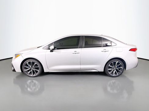 Used 2022 Toyota Corolla SE FWD image 6