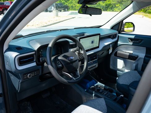 New 2026 Ford Maverick XLT FWD image 13