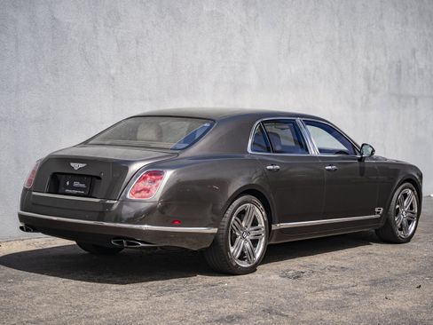 Used 2013 Bentley Mulsanne RWD image 5