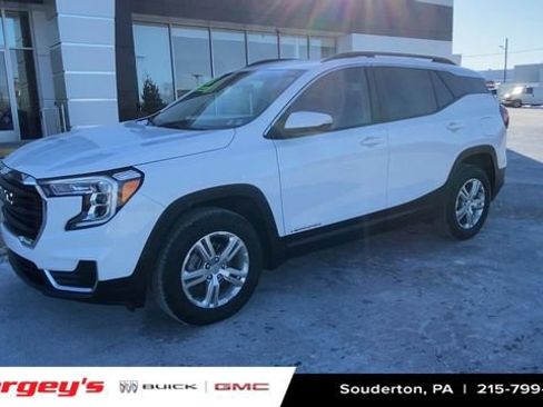 Certified 2024 GMC Terrain SLE w/ Driver Convenience Package image 4