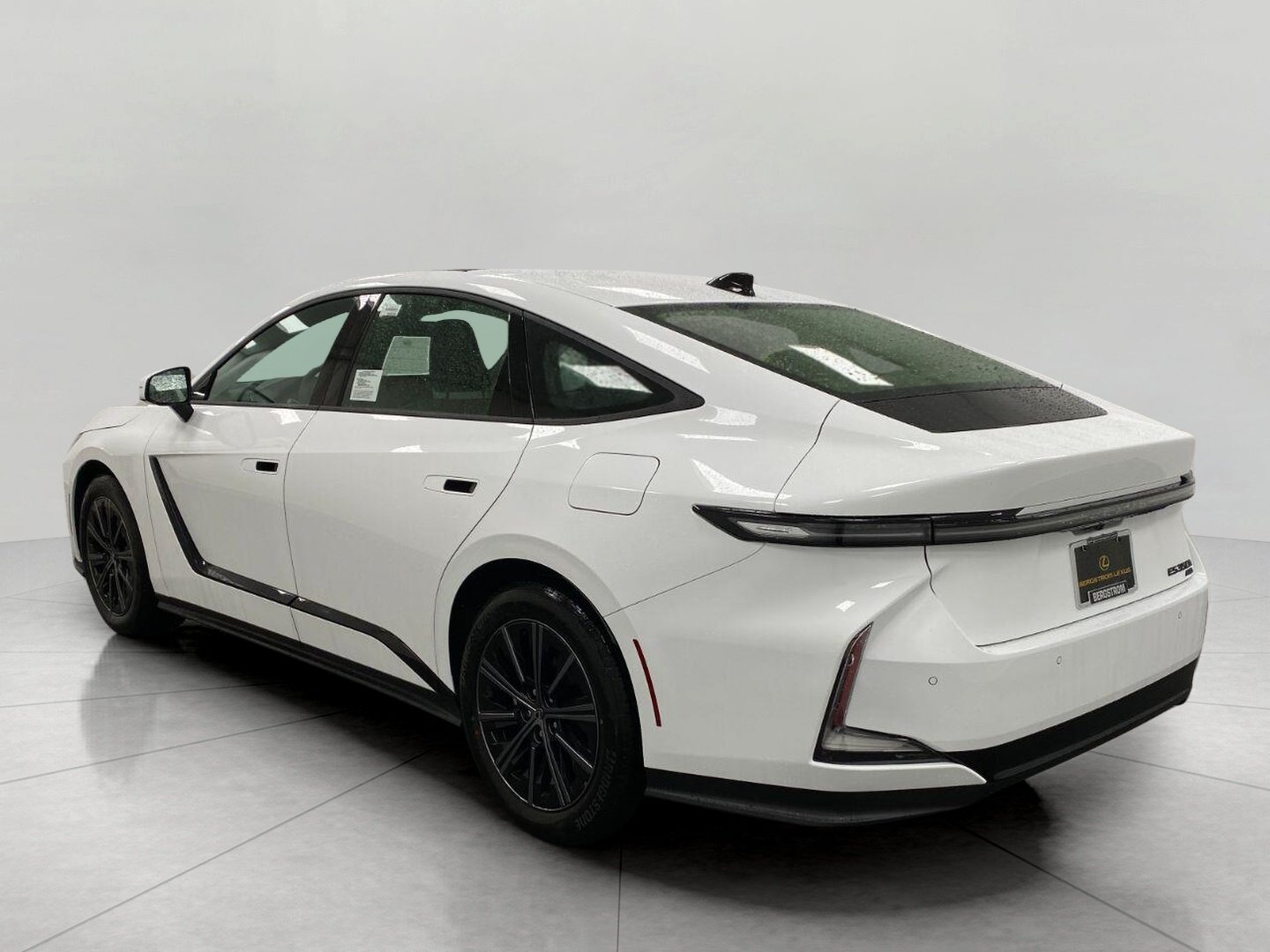 New 2026 Lexus ES 350h AWD w/ Convenience Package image 7