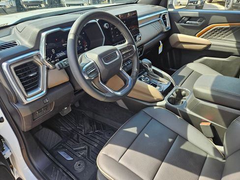 Used 2026 GMC Canyon Denali AWD/4WD image 10
