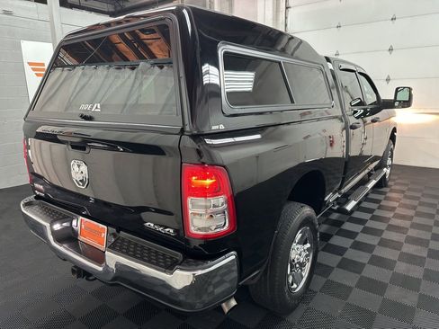 Used 2024 RAM 2500 Tradesman w/ Chrome Appearance Group image 9