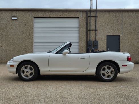 Used 1999 MAZDA MX-5 Miata image 5