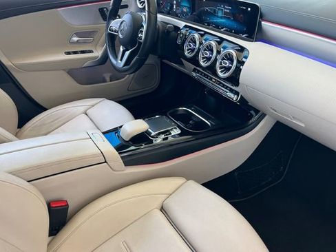 Used 2020 Mercedes-Benz CLA 250 image 18
