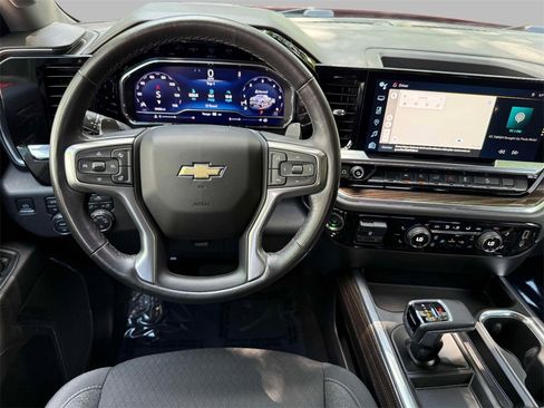 Used 2023 Chevrolet Silverado 1500 LT image 4