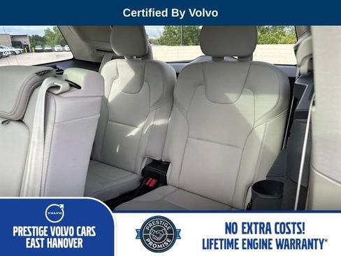 Certified 2025 Volvo XC90 B5 Plus AWD/4WD image 11