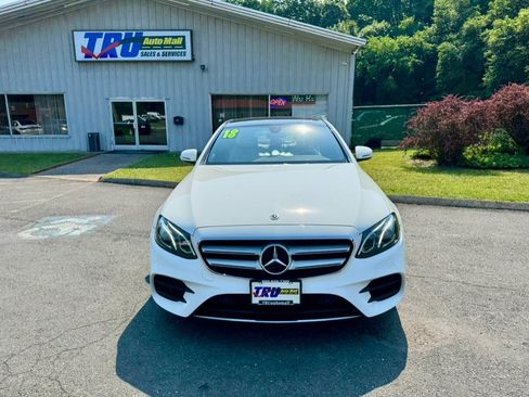 Used 2018 Mercedes-Benz E 300 4MATIC image 9