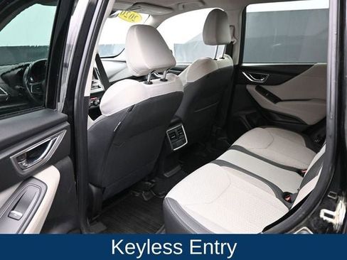 Used 2020 Subaru Forester Premium image 14