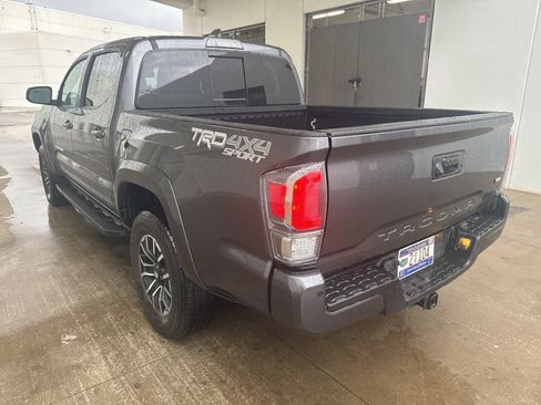 Used 2023 Toyota Tacoma TRD Sport image 5