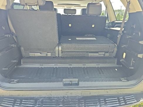 Used 2024 Toyota Sequoia SR5 w/ SR5 Premium Package AWD/4WD image 39