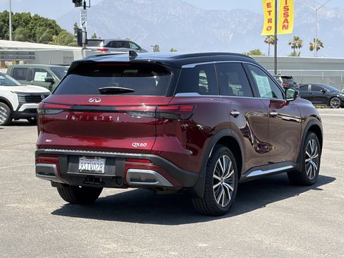 Used 2023 INFINITI QX60 Autograph w/ Cargo Package AWD/4WD image 3