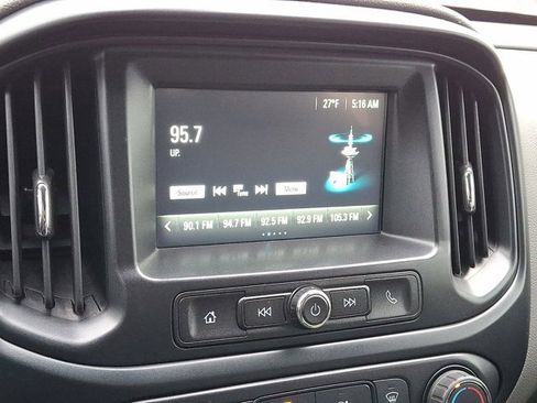 Used 2018 Chevrolet Colorado W/T image 19