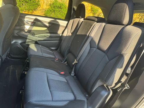Used 2019 Subaru Ascent Premium AWD/4WD image 19