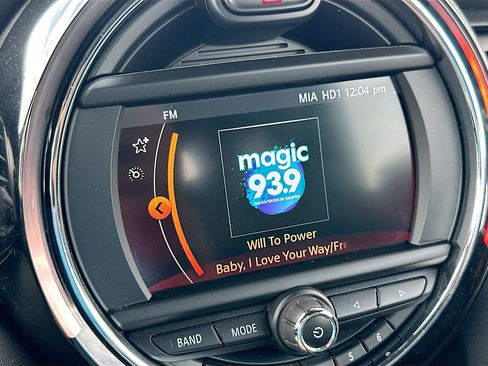 Used 2019 MINI Cooper Convertible w/ Premium Package FWD image 14