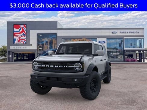 New 2026 Ford Bronco Outer Banks w/ Sasquatch Package AWD/4WD image 2